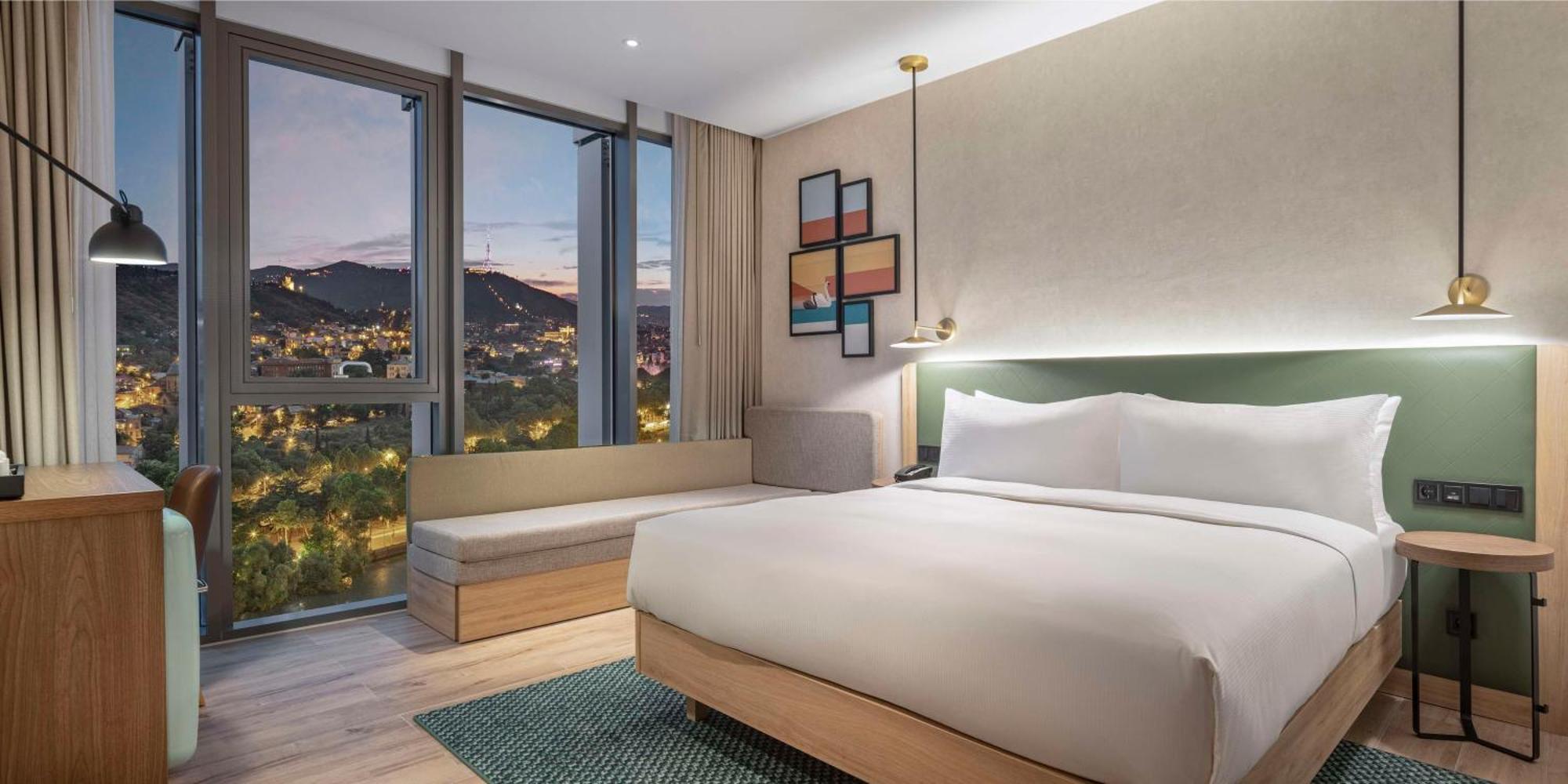 Hilton Garden Inn Tbilisi Riverview Экстерьер фото