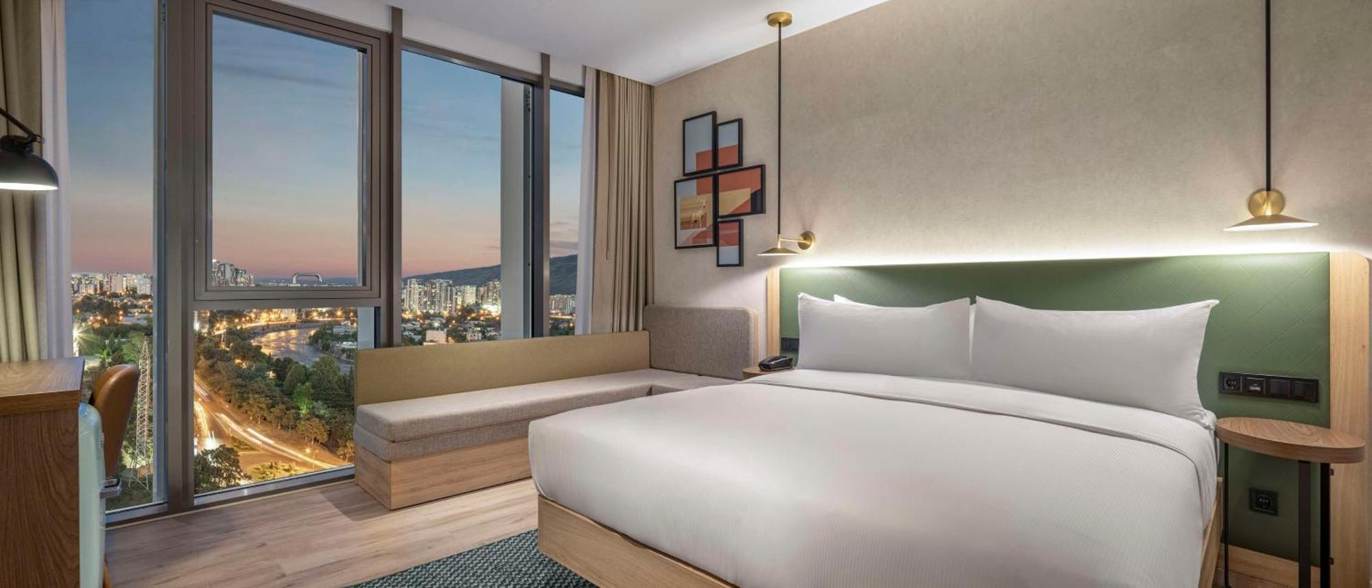Hilton Garden Inn Tbilisi Riverview Экстерьер фото